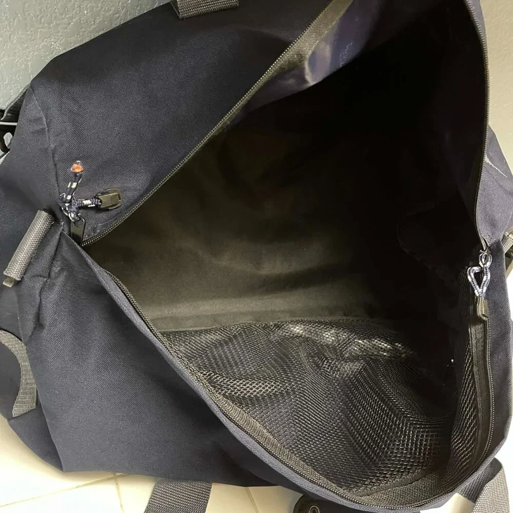Lufthansa group duffle/travel bag